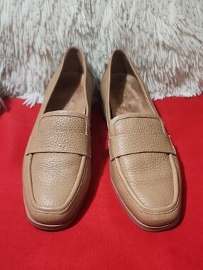 Vionic Sellah Women's Slip-On Arch Supportive Loafer